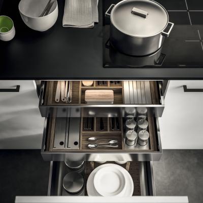 Armony - Tiroirs et coulissant Blum Inox + accéssoires